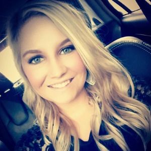 Meet your Posher, Mikayla